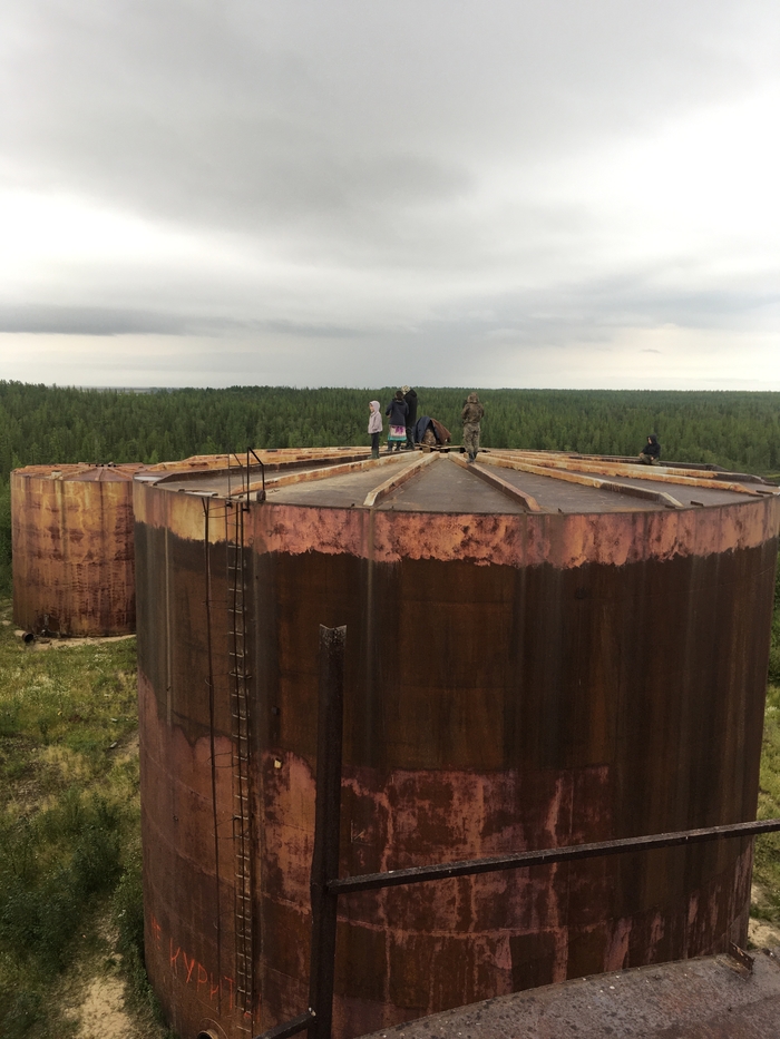 Тут можно поймать интернет