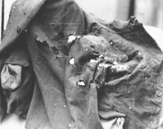 Clyde's jacket after he and Bonnie were ambushed by the police. He got about 50 bullets, she got about 60 - The photo, BONNIE AND CLIDE, Interesting, Story