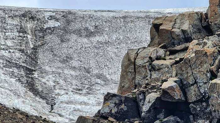 Glaciers and their grottoes. Norilsk, September 2021 - Norilsk, Talnakh, Taimyr, Longpost