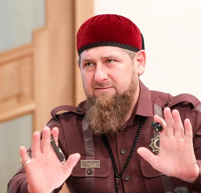 Speckled beret - Ramzan Kadyrov, Speckled beret, Chechens, Apology, Clown, Search queries