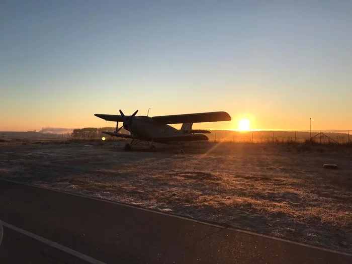 From last year, a little Antoshka - My, An-2, Aviation, Airplane, dawn, The photo