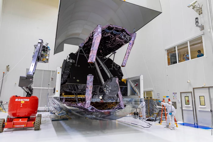 Webb Space Telescope prepares to be mounted on Ariane 5 launch vehicle - James Webb, Webb, Ariane 5, NASA, European Space Agency, Telescope, Science and technology news, Longpost