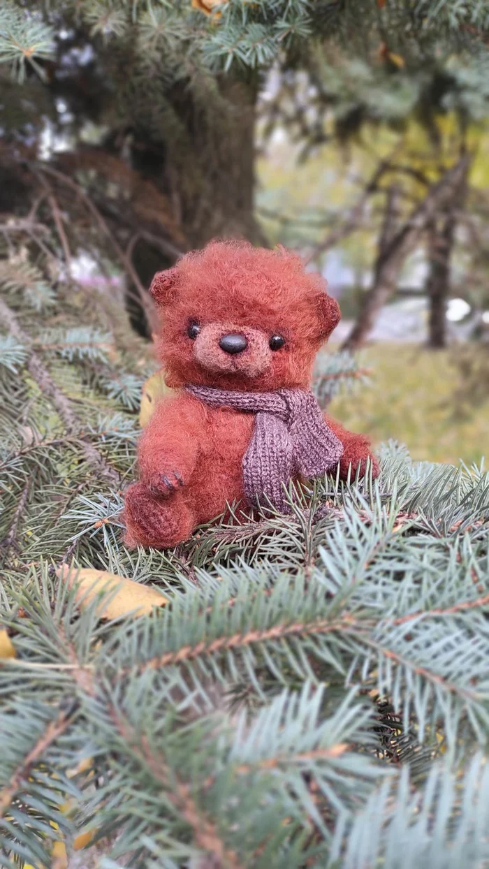 autumn bear - My, Needlework, Needlework without process, Friday tag is mine, Knitting, Crochet, Teddy bear, Knitted toys, Soft toy, , Interior toy, Autumn, The photo, Video, Longpost