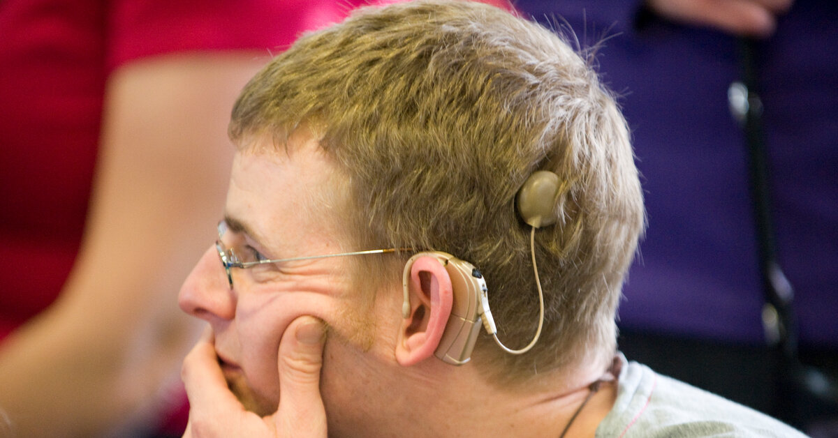 Нарушения глухие слабослышащие позднооглохшие