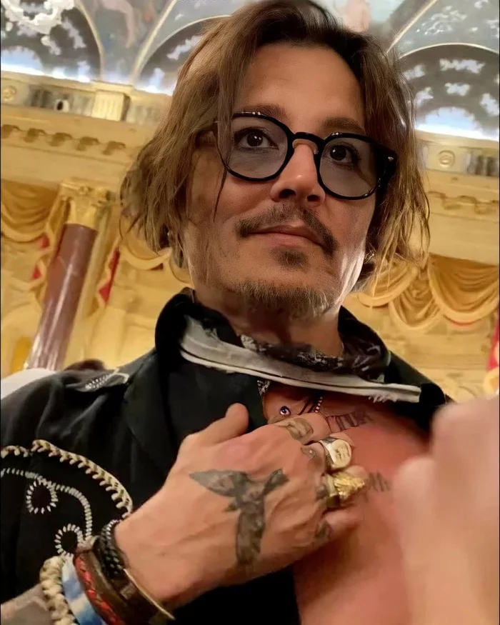 Johnny, where are your fans? - Johnny Depp, Tuti, The photo, Tattoo, Actors and actresses, Celebrities