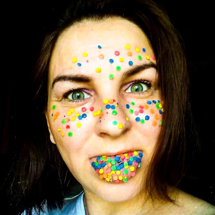 Tik-Tok-     , TikTok, 