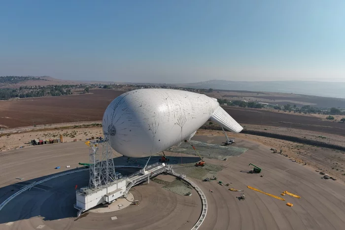 Israel launches a giant balloon over the north of the country to detect missiles and aircraft. - Iai, Israel, Radar, Air defense, Video, Longpost