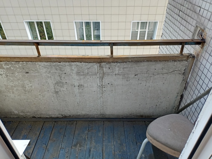 Как лучше сделать потолок на балконе