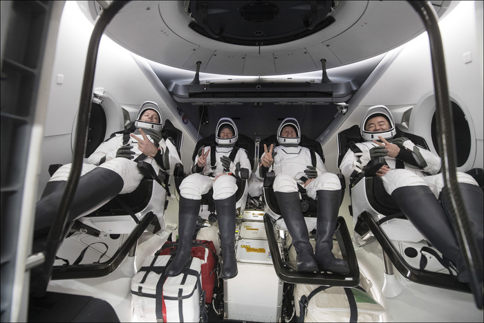  Crew Dragon  Crew-2     SpaceX, Dragon 2,  , NASA, , , , , 