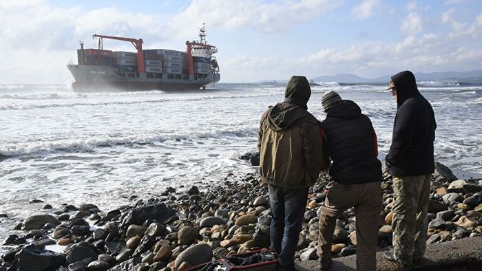 A large container ship ran aground off the coast of Primorye - Sea, Container, Shallow