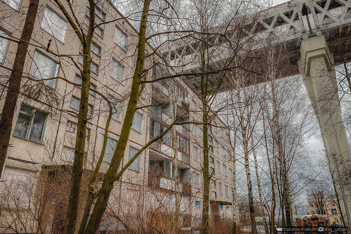 Reply to the post Life under the bridge in St. Petersburg - Saint Petersburg, Kanonersky Island, Architecture, Zsd, Hopelessness, All ashes, Reply to post, Longpost