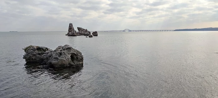 View of the Crimean bridge - My, Kerch, Crimean bridge, Kerch Strait, Mobile photography, Sea, A rock