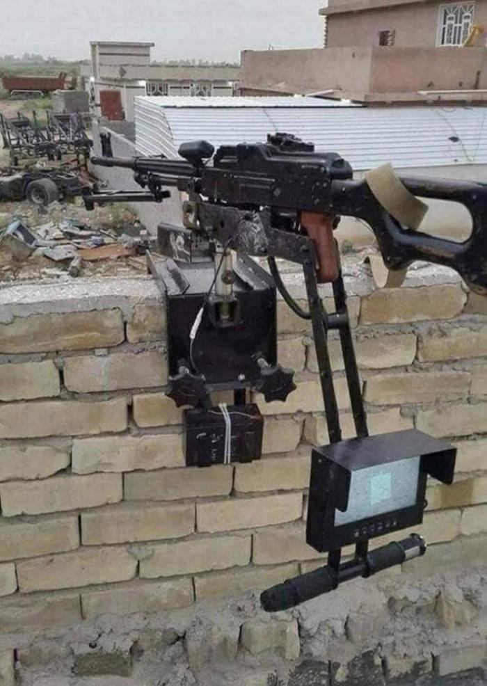 мем где чувак выплевывает еду. 1636723826161558529. мем где чувак выплевывает еду фото. мем где чувак выплевывает еду-1636723826161558529. картинка мем где чувак выплевывает еду. картинка 1636723826161558529. В Сети появилось видео, где турецкий повар-мем кормит посетительницу мясом с ножа на глазах у её бойфренда, и реакция последнего так и просится в мемы, решили зрители. Ведь в этих эмоциях можно найти всё: разочарование, печаль и даже зависть.