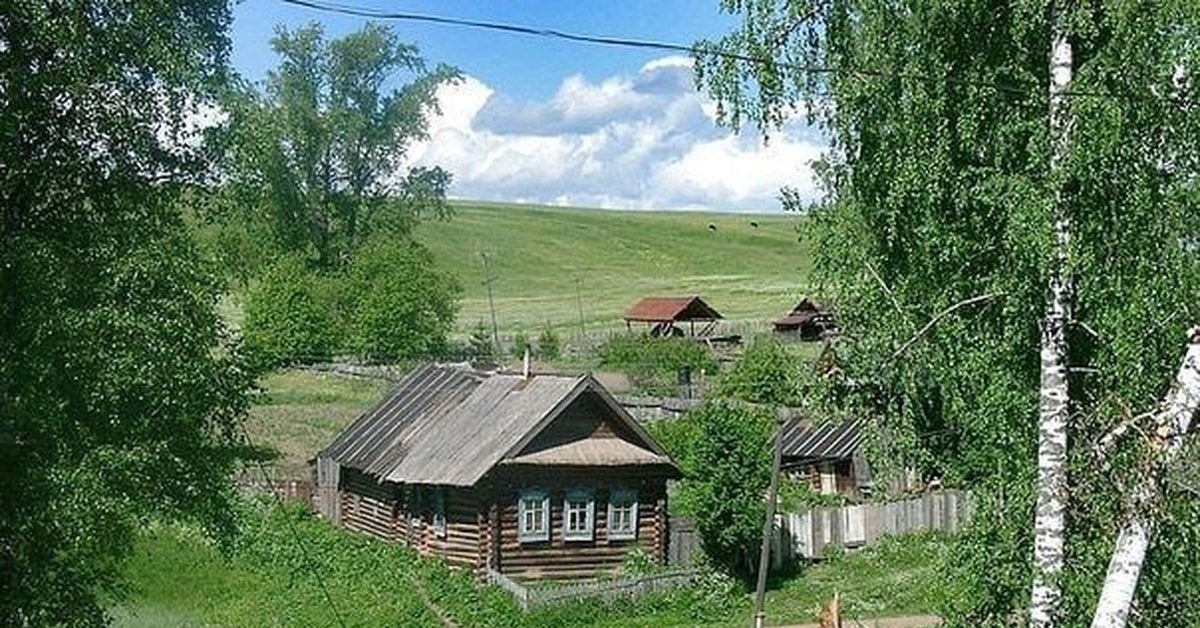 Деревня собраны. Деревни Удмуртии. Деревня уня Удмуртия. Деревня избушка Удмуртская Республика Удмуртия Шарканский район. Красивые деревни Удмуртии.