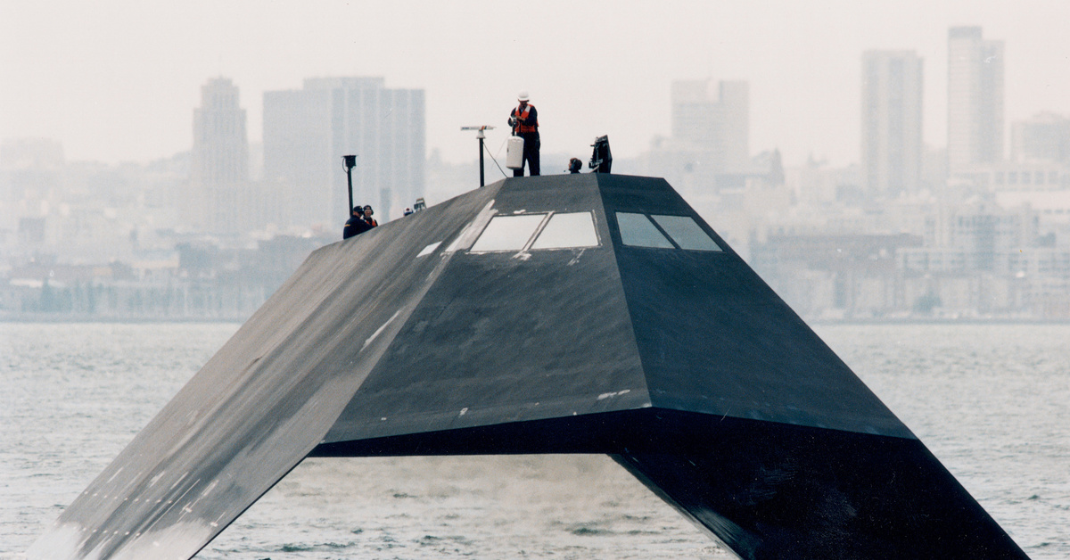 стелс корабль джеймс бонд. стелс корабль джеймс бонд. корабль невидимка морская тень. Sea shadow ix-529 морская тень. Sea shadow.