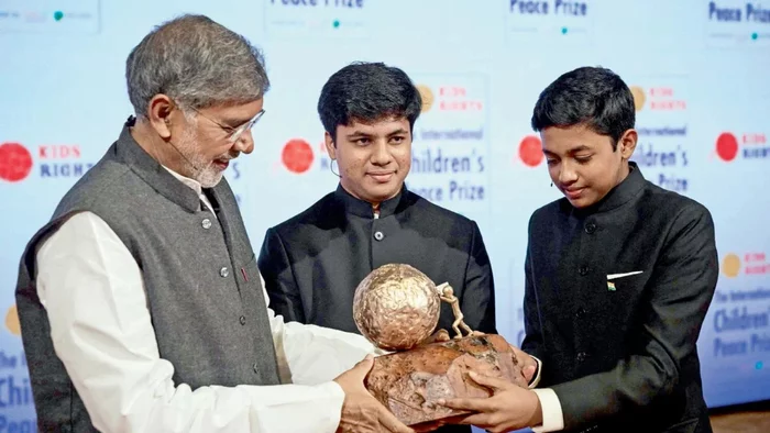 Teenagers from India receive the Children's Peace Prize for their waste management project - Ecology, Garbage, Scientists, India, Children, Waste recycling, Longpost