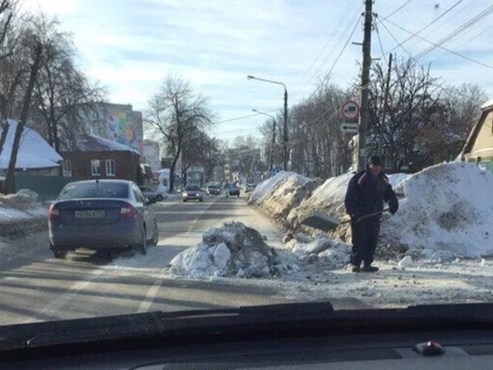 Throwing snow on the road - Winter, Snow, Snow removal, Fine