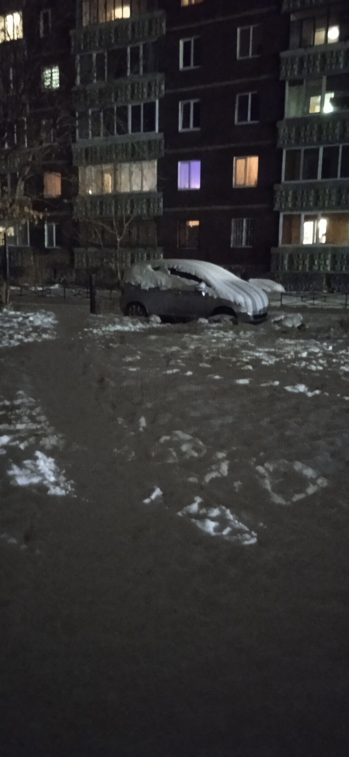 .... Creepy_Creepy...