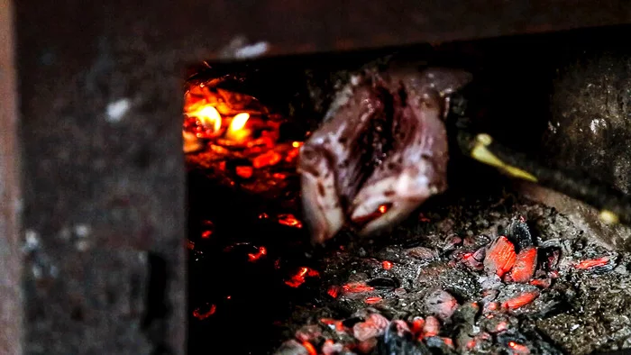 Bread in a pan. - My, Food, Bread, A fish, Recipe, Video recipe, Yamal, Salekhard, Jafar, Cooking, Dish, Video, Longpost