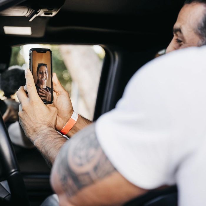 Дуэйн «Скала» Джонсон подарил фанату свою машину! Дуэйн Джонсон, Подарки, Длиннопост