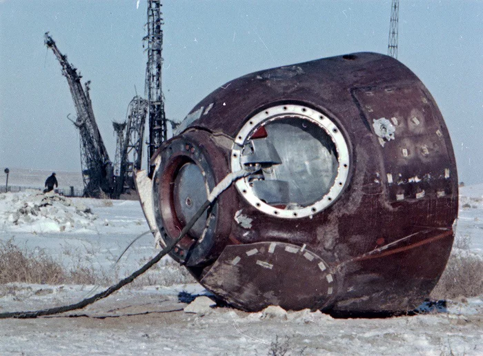 Soyuz T-10-1 capsule after emergency landing - Cosmonautics, Manned spacecraft, the USSR, Rocket launch, Video, Longpost