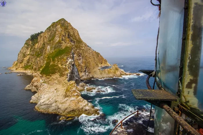 Жемчужина Сахалина: Заброшенный атомный маяк Анива, построенный японцами во времена Карафуто Маяк, Сахалин, Заброшенное, Яндекс Дзен, Длиннопост, Маяк Анива