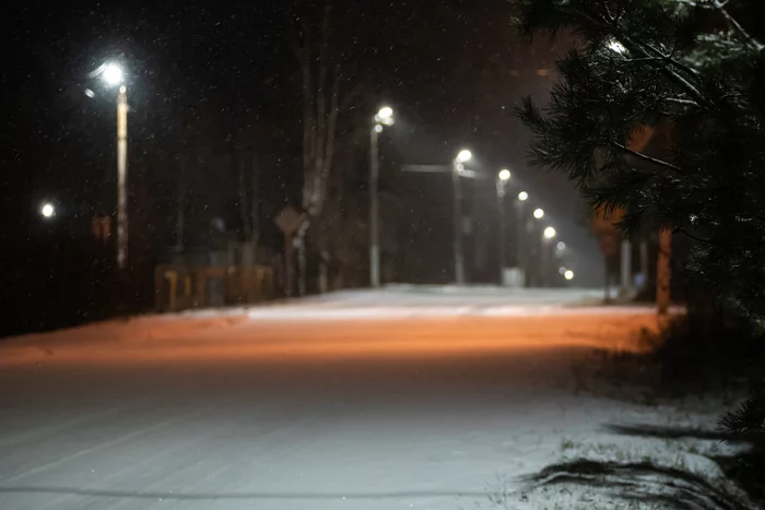 long-awaited snow)) - My, Snow, December, The photo, Tutaev, Night, Longpost