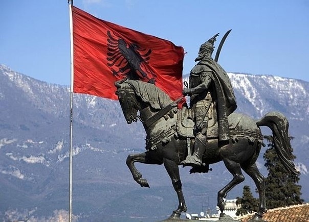 Georg Kastrioti (Skanderbeg) - Story, Longpost, Leader