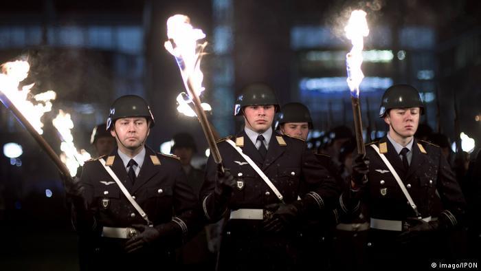 Germans, torches and eagles Farewell ceremony for Angela Merkel - Angela Merkel, Politics, Video, Longpost