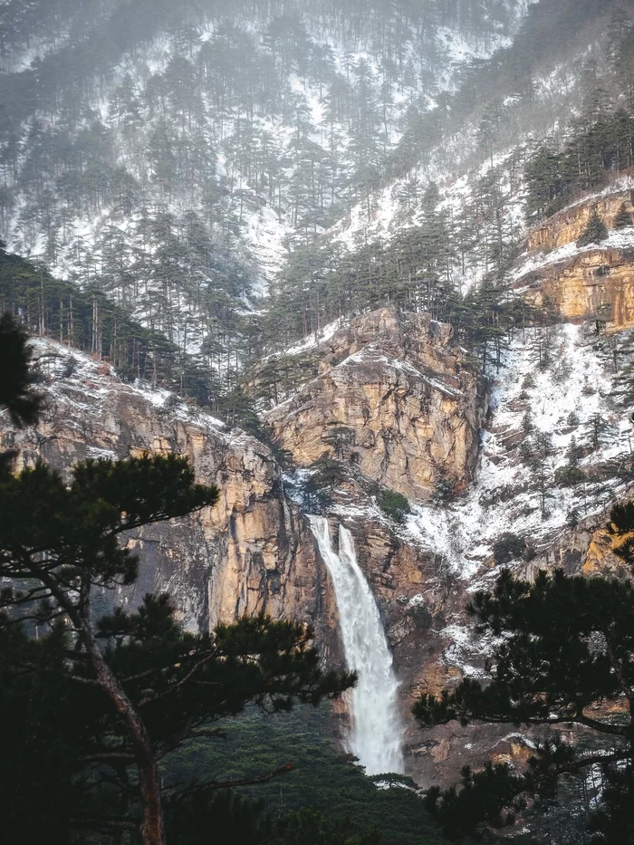 Wuchang-Su Waterfall on the first day of winter. Crimea - My, Waterfall, Travels, Olympus, Crimea, The mountains