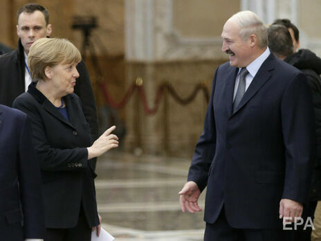 Russia 24 showed the transcript of the conversation between Merkel and Lukashenka - Politics, Alexander Lukashenko, Russia 24, Flask, Republic of Belarus