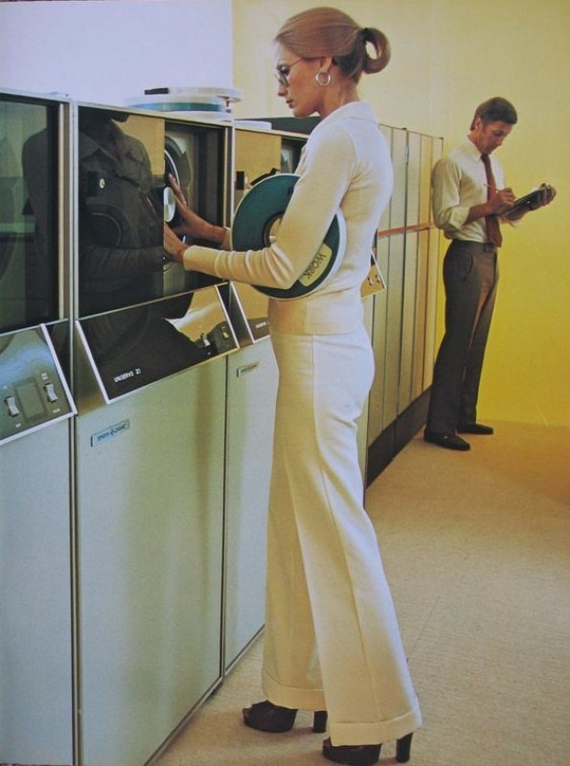 Strong photo from the 70s - My, MILF, Supercomputers, The photo