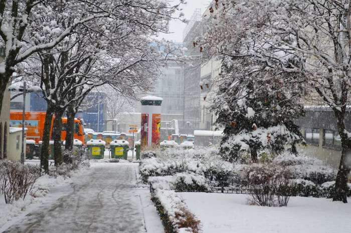 Austria, Vienna: Winter Again - My, Austria, Vein, Winter, Snow, Gingerbread house, Snowfall, The photo, Longpost