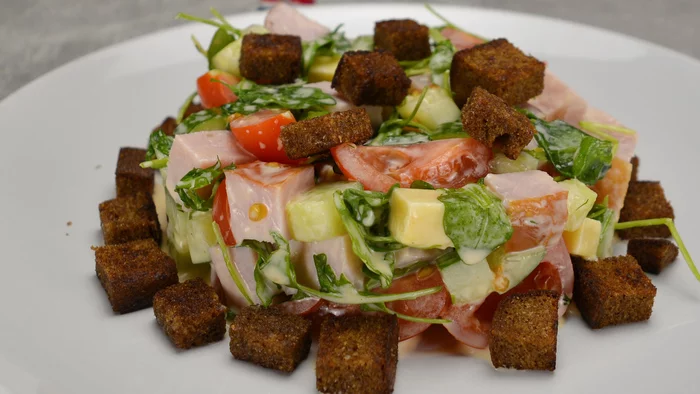 Original salads on the New Year's table - My, Salad, Ham, Avocado, Hen, Arugula, Tomatoes, Squid, Cheese, Eggs, Video, Longpost
