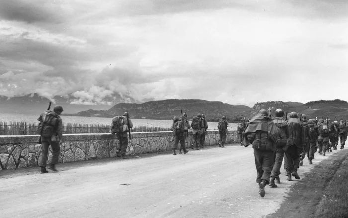 Эстетика Западного фронта XII - Вторая мировая война, История, Фотография, США, Великобритания, Союзники, Германия, Танки, Бронетехника, Авиация, Флот, Длиннопост