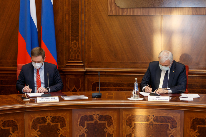 В регионах начали строить государственные школы за частные деньги