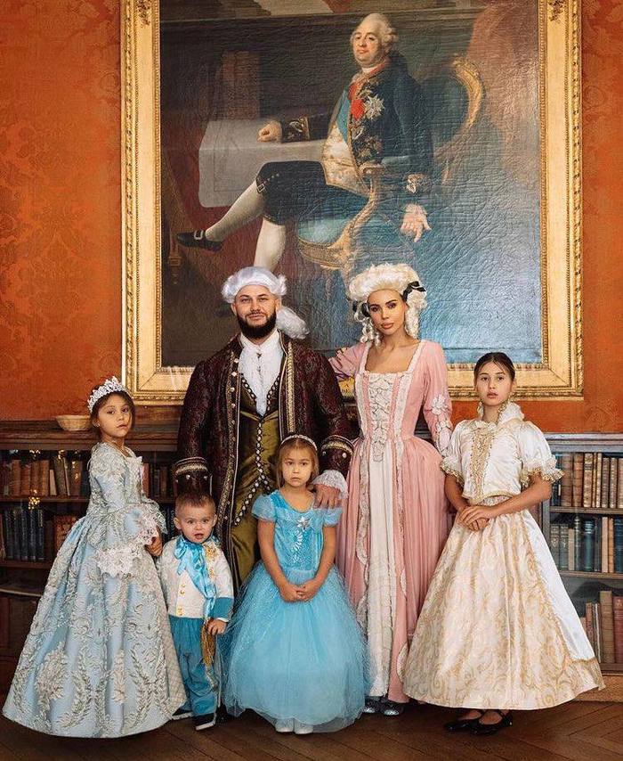 1794 год, французские крестьяне после принятия Вантозских декретов о конфискации имущества врагов революции