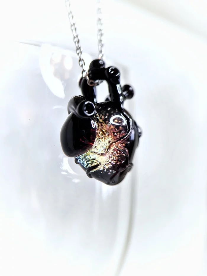 Heart on Fire - My, Lampwork, Heart, Pendant, Needlework with process, Video, Longpost, Vertical video