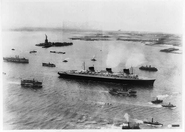 Normandy - France, USA, New York, Atlantic, The Second World War, Black and white photo, 1936, Longpost