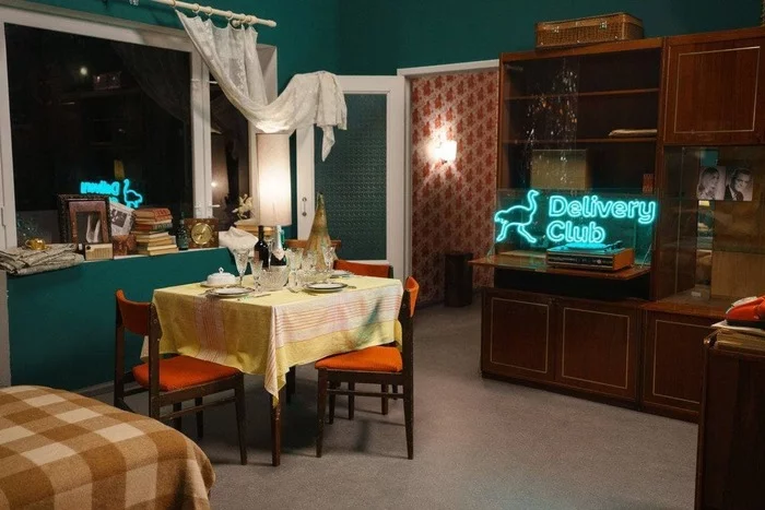 An apartment from Irony of Fate was recreated in Moscow for a New Year's Eve dinner - Irony of Fate or Enjoy Your Bath (Film), Soviet cinema, New Year, Moscow, Holidays, news, Repeat