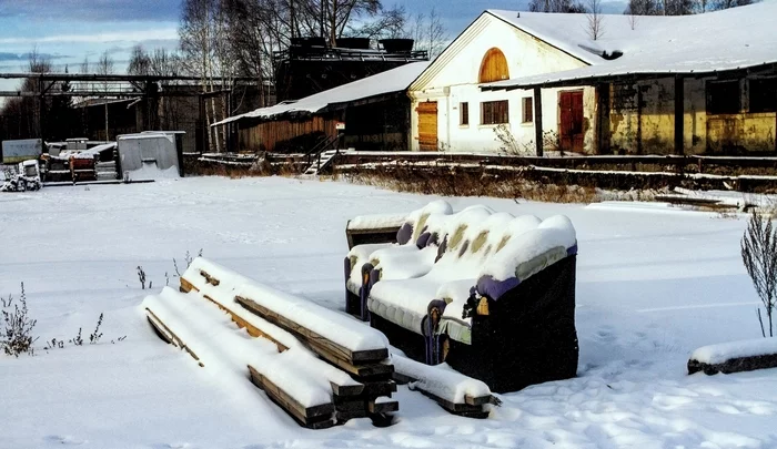 Sofa - My, Street photography, Winter, Furniture, Sofa, Abandoned, Snow