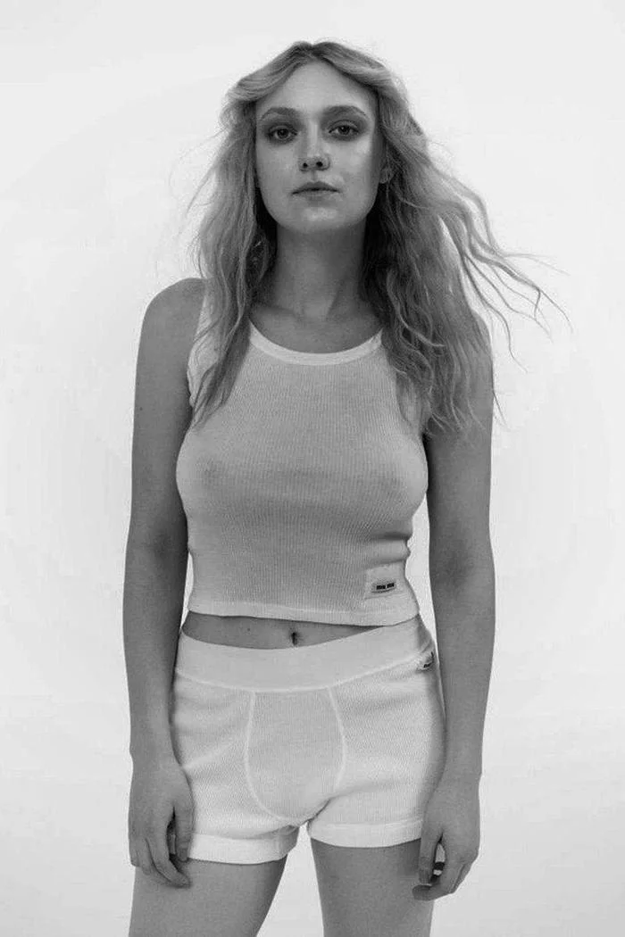 Dakota fanning - NSFW, Erotic, Girls, Black and white, Actors and actresses, Dakota Fanning