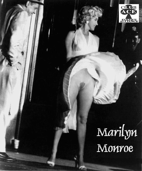 Marilyn Monroe in Strawberry (VI) Gorgeous Marilyn series 719 issue - NSFW, Cycle, Gorgeous, Marilyn Monroe, Actors and actresses, Celebrities, Blonde, Erotic, Girls, Photoshop, Installation, Black and white photo, Pubis, Pubes, Upskirt, No panties, Retro