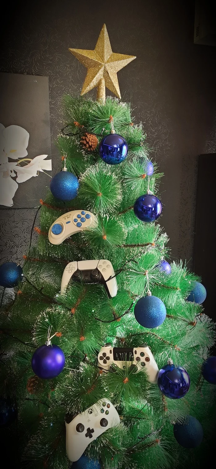 Christmas tree of GEYMER - New Year, Gamers, Gamepad, Longpost