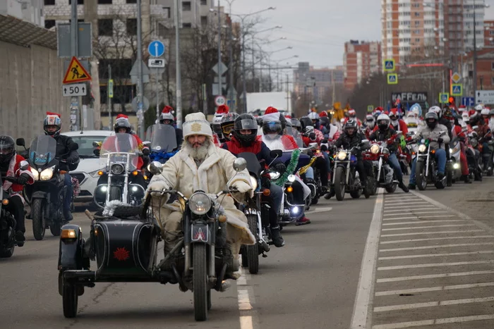 There are no Christmas snowflakes ... - My, Motorcycle rally, Father Frost, Snow Maiden, Motorcyclists, Krasnodar, Краснодарский Край, Video, Longpost