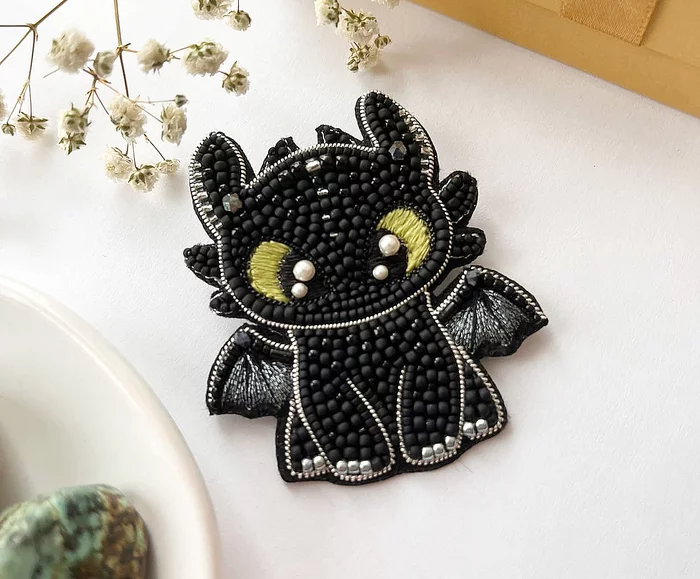 Brooch Toothless, which was taken away in 10 minutes - My, Toothless, Night fury, The Dragon, How to train your dragon, Brooch, Embroidery, Beadwork, Needlework, Handmade