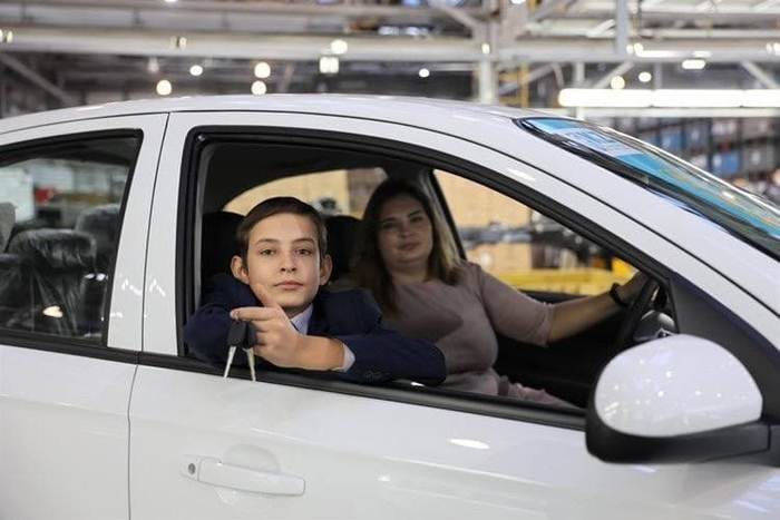 Ответ на пост «Маленький герой»