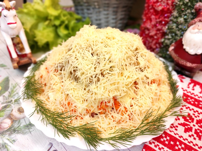 Салат на Праздничный стол! | Салат ОХОТНИЧИЙ Рецепт, Кулинария, Салат, Еда, Праздничный стол, Приготовление, Новый год, Видео, Видео рецепт