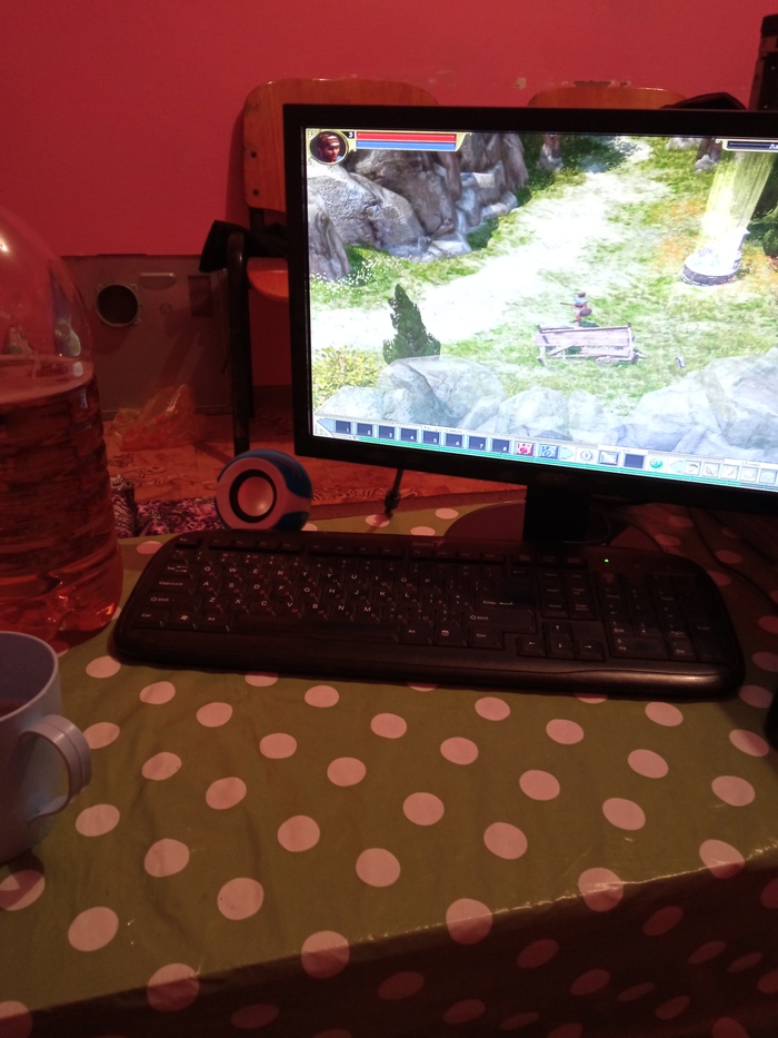     !  , Titan Quest
