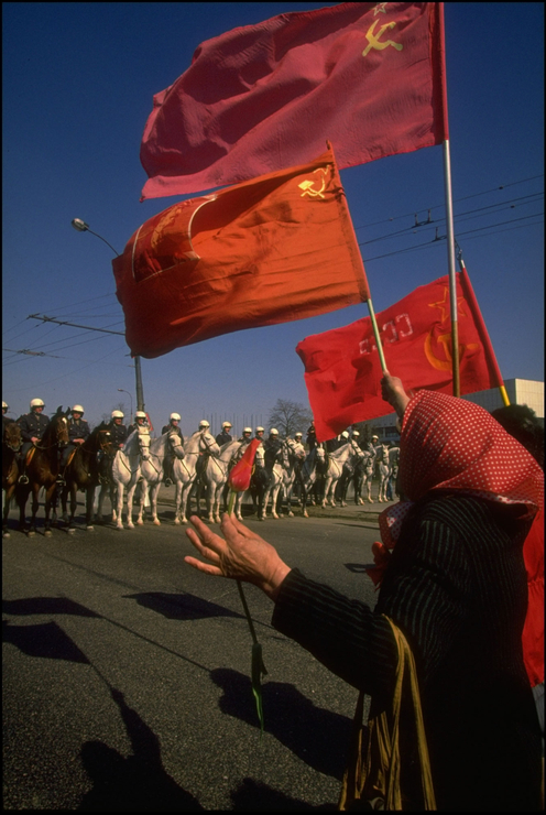 1 мая 1993. Забытая война - Политика, Столкновение, Митинг, Россия, СССР, Фотография, Негатив, Кровь, Длиннопост